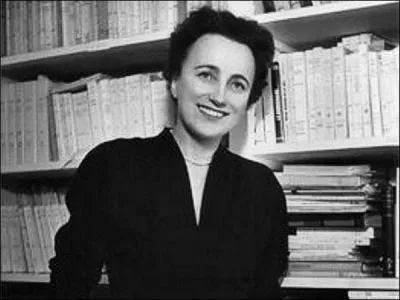  Pauline Rage  , la fameuse auteure de  Histoire d'O , grand succs de l'rotisme soft, est-elle encore en vie (16 dcembre 2013) ?