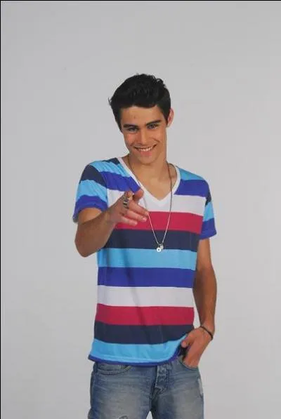 Qui est le premier copain de Violetta ?