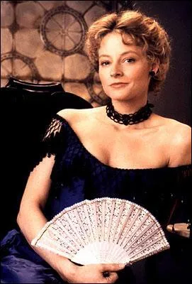 C'est Jodie Foster qui joue aux cartes...