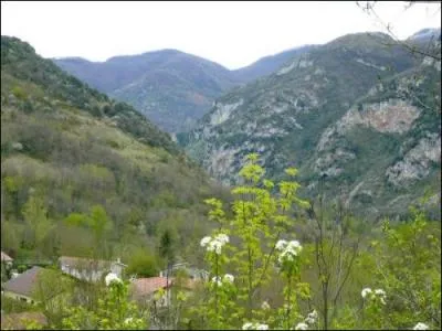 09 correspond au d�partement :