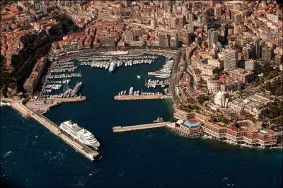 Quel est le nom de cette princesse de Monaco qui devint princesse en pousant Louis II le 24 Juin 1946 ?