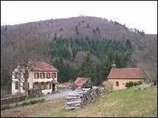 Nous retournons en Franche-Comt. Nous sommes  Lamadeleine-Val-des-Anges, commune situe dans le dpartement ...