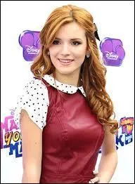 Dans quelle srie joue-t-elle ? (personnage principal)