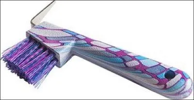 Comment s'appelle la brosse sur l'illustration ?