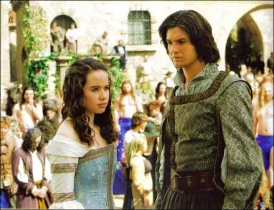 Qu'est - ce - qu'il se passe  ce moment pour que Susan et le prince Caspian fasse cette tte ?