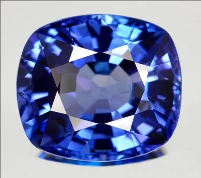 Quelle est la pierre prcieuse sur la photo ?