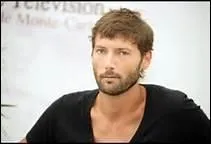 Comment s'appelle ce serveur ?