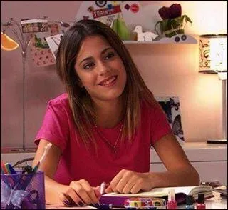 Comment la mre de Violetta est-elle morte ( Maria ) ?