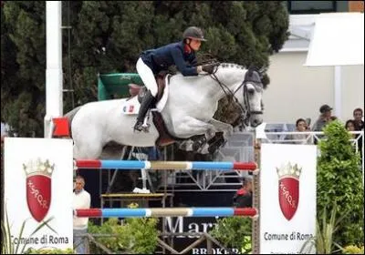 Quelle est la race de Mylord Carthago*HN ?