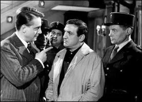 Dans le film "125 rue Montmartre", Lino Ventura joue le rôle d'un... ?