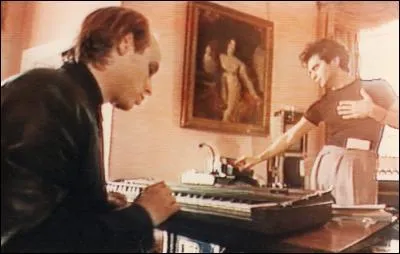 Quel est le premier album de U2 produit par Brian Eno et Daniel Lanois ?