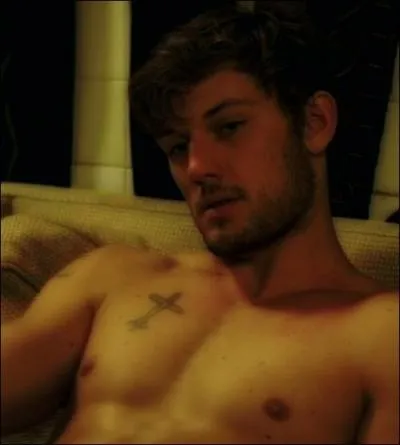 En 2008, il a jou dans le film...