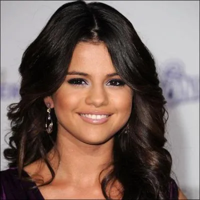 Qui tait sa petite amie ?