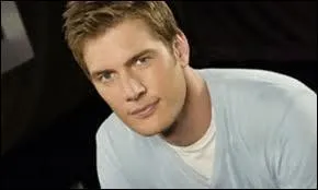 Quel est le surnom du mari de la soeur de Chuck ?