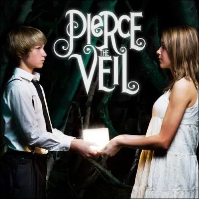 Quel album de Pierce The Veil est sorti en 2010 ?