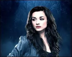 Comment s'appelle la petite amie de Scott ?