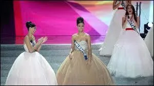 Combien a-t-elle de frre(s) et soeur(s) ?