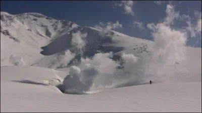 Le Japon est un archipel, quelle le n'en fait pas partie ?