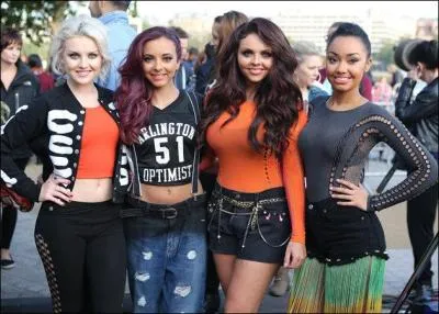 Avec qui ont-elles fait un duo sur How Ya Doin' ?