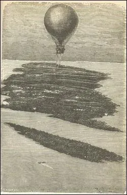 Comment s'appelle son tout premier roman ?