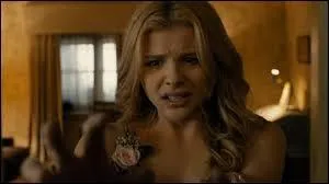 Que fait Carrie  ce moment ?