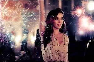 De quel clip provient cette photo ? (dans ce clip il y a des feux d'artifice)