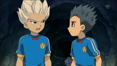 Ces deux garons sont-ils amis ?