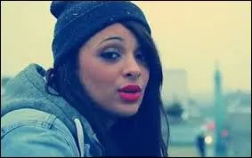 Avec quel(le) artiste chante-t-il  Bavon  ?