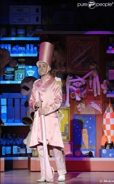 Il endosse le rle du :