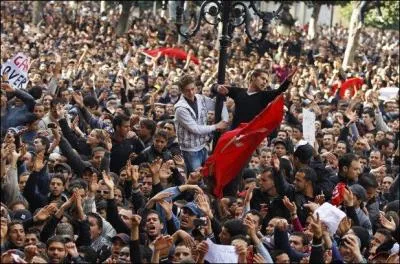 Le 14 janvier 2011, c'est la fuite de Ben Ali vers l'Arabie saoudite, suite  la rvolution :