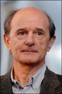 N  Vielmur-sur-Agout (Tarn) le 9 dcembre 1946, je suis un mdecin et explorateur polaire. Connu pour mes expditions en Arctique et Antarctique, je reste clbre pour mon exploit ralis entre 1989 et 1990 et nomm  Transantarctica  o je parcours avec 36 chiens de traneau 6 300 km en 219 jours, traverse la plus longue effectue en distance et sans engins mcaniques dans l'Antarctique, qui suis-je ?