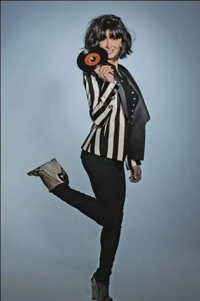  Poupe de cire, poupe de son , compose par :