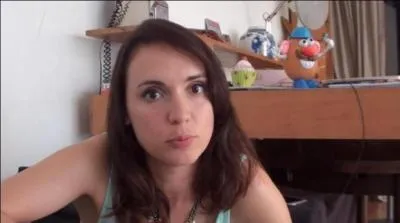 Comment s'appelle une de ses vidos ?