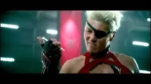 Quel est le produit contenu dans l'aiguille qui permet  Hit-Girl de se dlivrer de l'entrejambe du personnage Russia ?