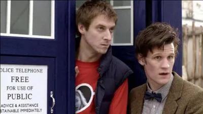 Le 11e Docteur a dj embrass :