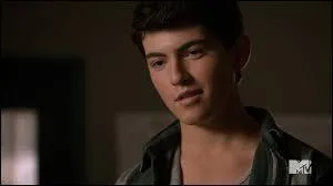 Que se passe t-il  la fin de l'pisode 11 ?