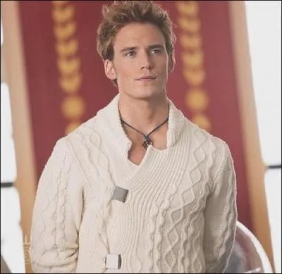 Comment meurt Finnick ?