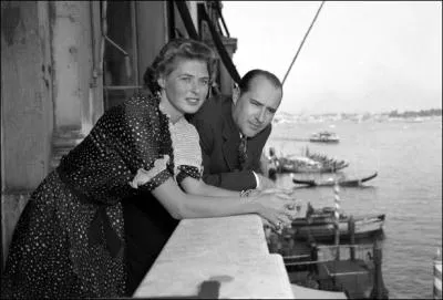 En 1948, Ingrid Bergman suscite le scandale aux Etats-Unis en dlaissant son premier mari et sa fille pour aller vivre avec le ralisateur italien Roberto Rossellini. Combien d'annes a-t-elle t  bannie  de Hollywood ?