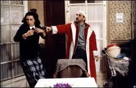 Dans le film  Le Pre Nol est une ordure , quel acteur joue le personnage principal dans le rle de  Flix , le clochard Pre Nol cingl ?