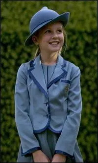 Harry Potter tome 4 : Qui Fleur De La Cour devait-elle sauver lors de la seconde tche ? .