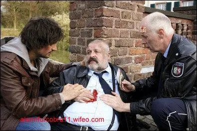 Qui meurt dans l'pisode 1 de la saison 30 ?