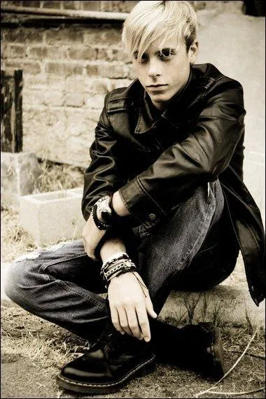 Quand est n Riker Lynch ?