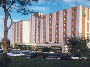 Quelle est cette commune de la Seine-Saint-Denis proche d'Aulnay-sous-Bois et de Drancy ?