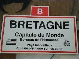 Quel chanteur associez-vous au panneau ?