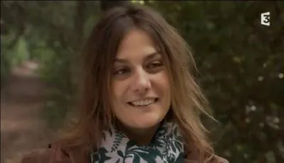 De quel genre de personne Lara Belvze est-elle la descendante ?