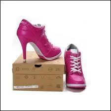 Quelle clbre marque qui fait des baskets, s'est mise aux talons ?