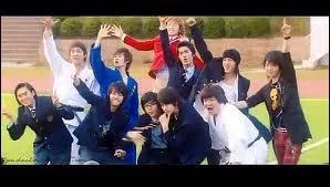 Qui est apparu dans le clip Wonder Boy des Super Junior en tant que danseur ?