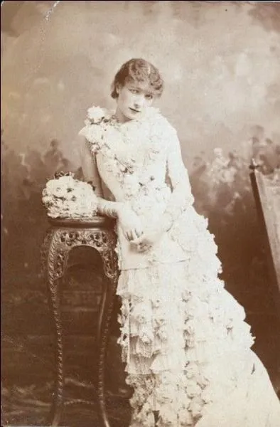 Si vous voulez porter malheur  une actrice, offrez-lui un bouquet d'illets, pourquoi ?