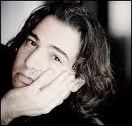 Ce pianiste turc est galement compositeur. Il a actuellement des dmls politiques dans son pays. Qui est-ce ?