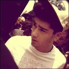 Qui dit tout le temps :  Vas happenin !   ?